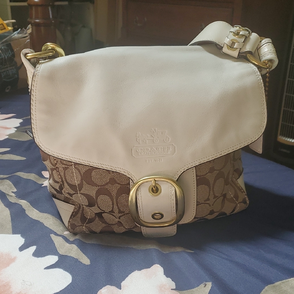 Coach White and Brown Signature Shoulder Bag